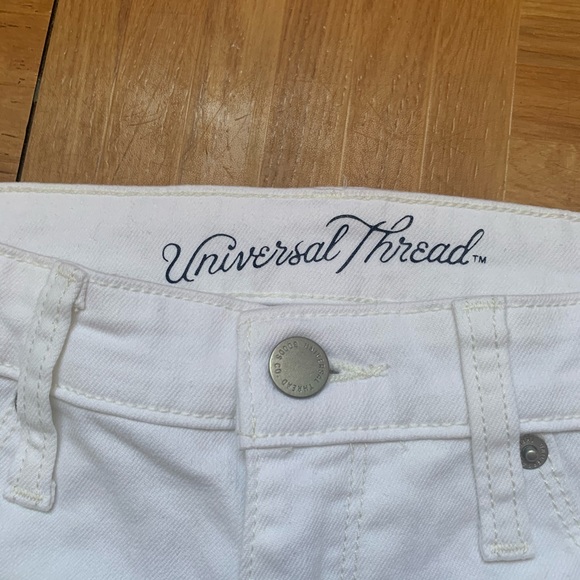 Universal Thread white jeans! - Picture 2 of 3